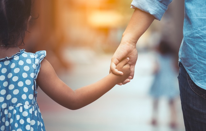 (75) Un colloque à la Sorbonne autour de la prise en charge des enfants par les institutions